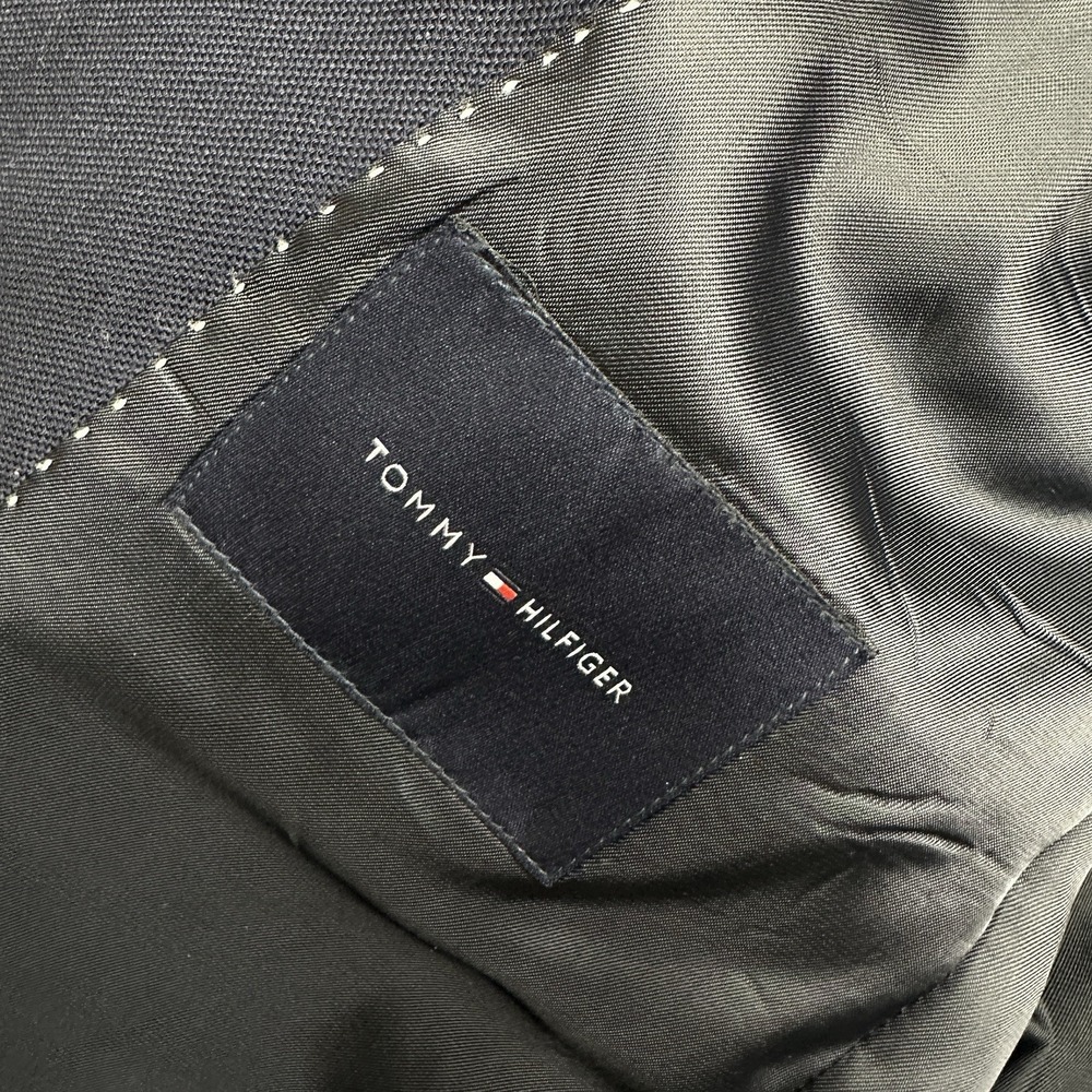 Tommy Hilfiger Blazer Men's 40R Navy Blue Gold Crest Buttons Classic Preppy EUC - Picture 7 of 16